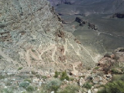 071 Grand Canyon Path 3rd May.jpg